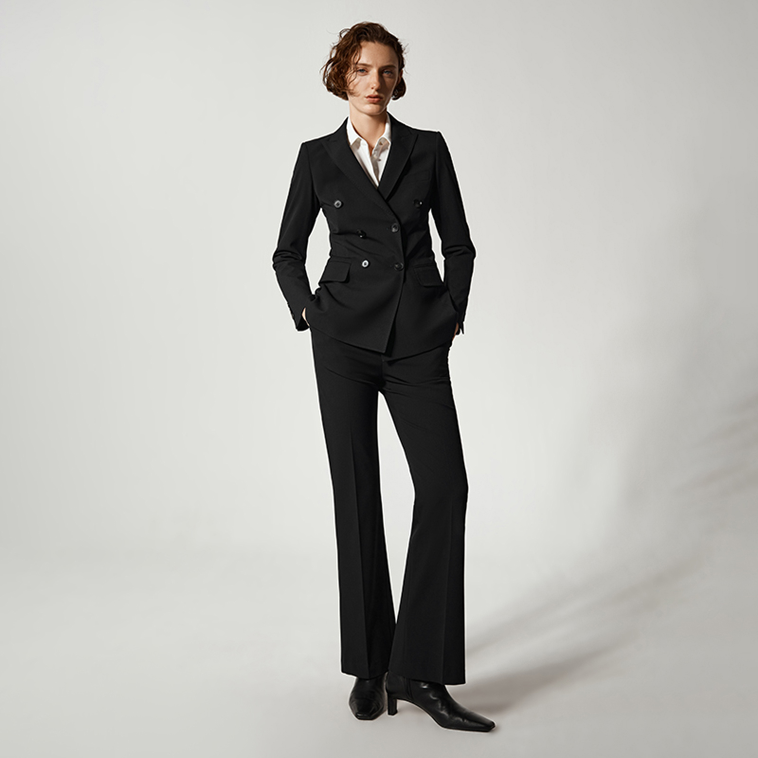 Allingentle النساء Pantsuit 2  - مراجعة Double Breasted Blazer وسعره