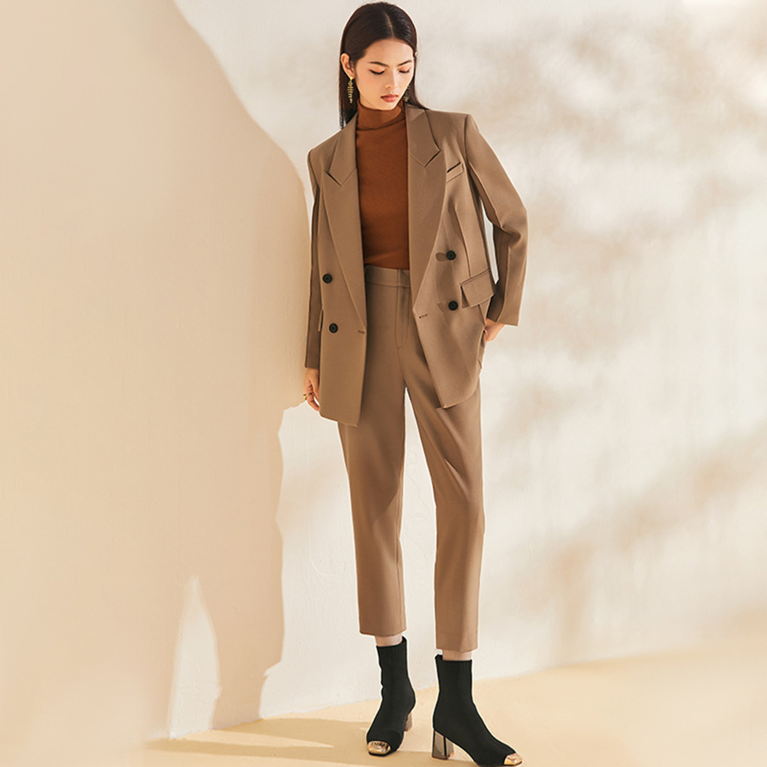 بدلة نسائية أنيقة من Allingent - مراجعة Double Breasted Blazer وسعره
